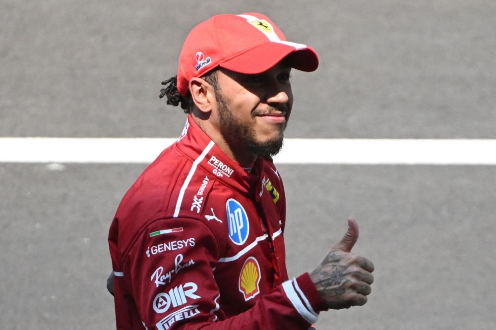 上海申花续约斯卢茨基，欲在亚冠和巴西引援中提升竞争力，期待其带领球队争冠。